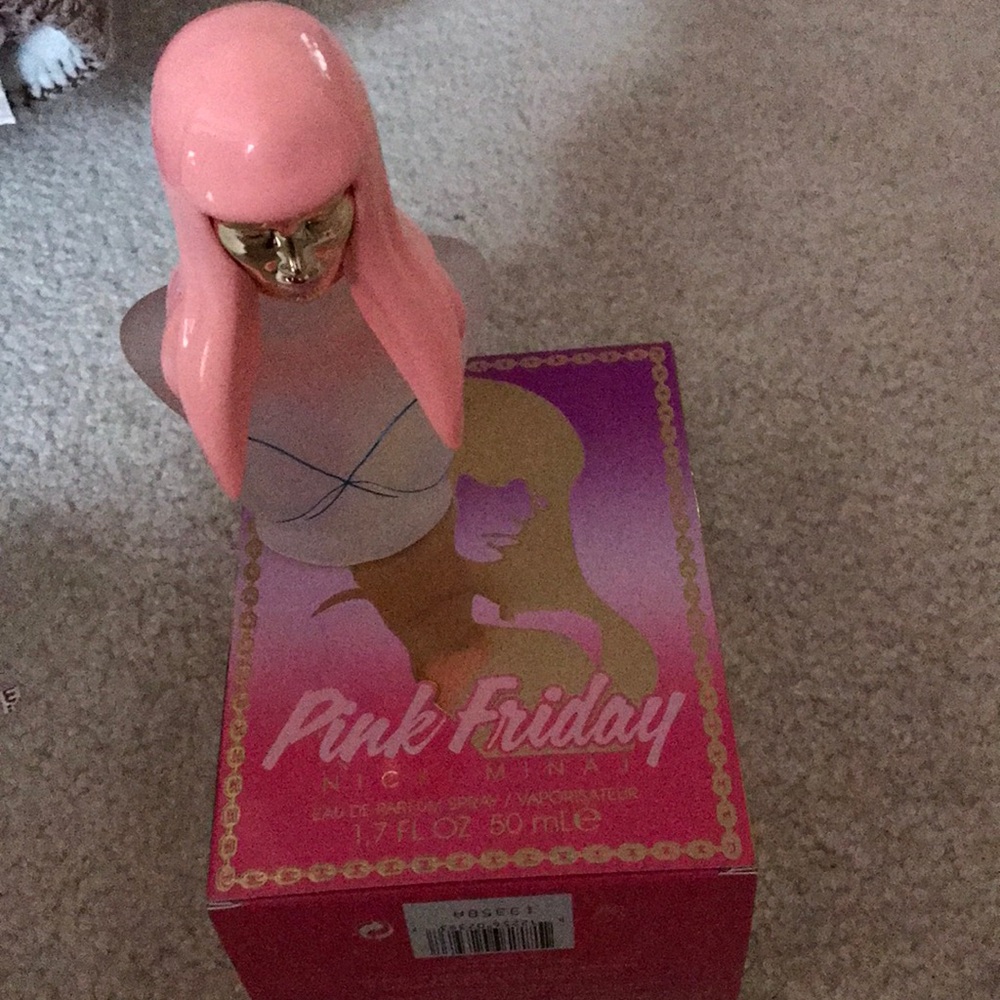 Nikki Minaj perfume